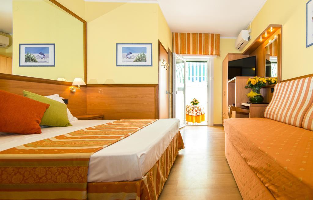 Hotel Al Prater Lignano Sabbiadoro Luaran gambar