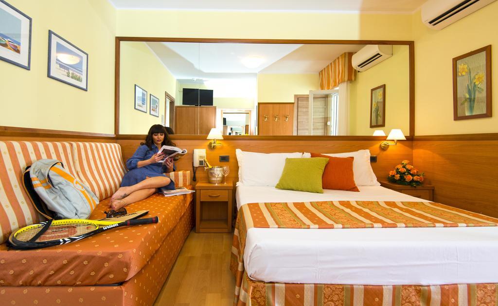 Hotel Al Prater Lignano Sabbiadoro Luaran gambar