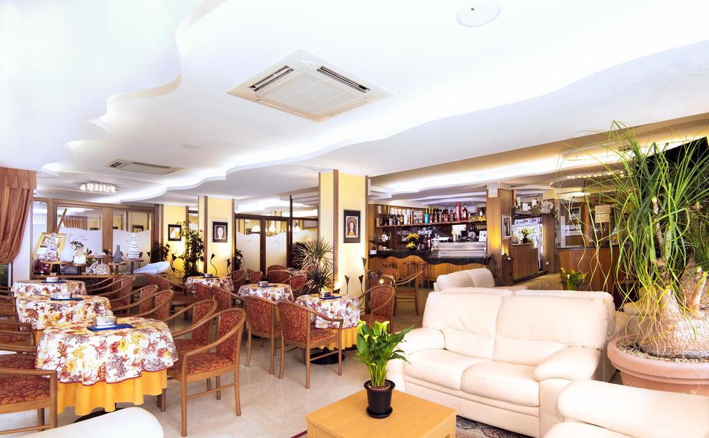Hotel Al Prater Lignano Sabbiadoro Luaran gambar