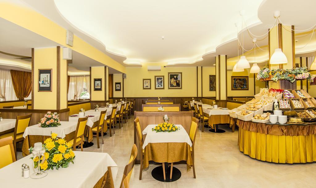 Hotel Al Prater Lignano Sabbiadoro Luaran gambar